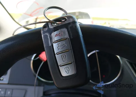 2013 Hyundai Sonata Hybrid from USA, damaged, VIN KMHEC4A47DA093780